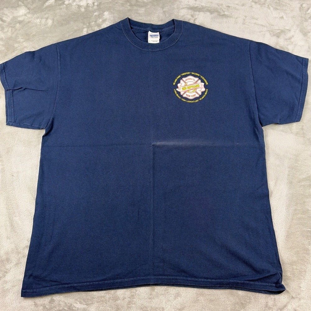 Collectible Gildan Mens XL Navy Blue Nassau Fire Dept Parade T-Shirt